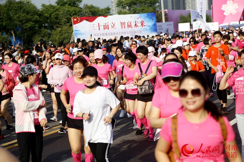 �ܵ�Ư����2018֣�ݹ���Ů����������ǹ����