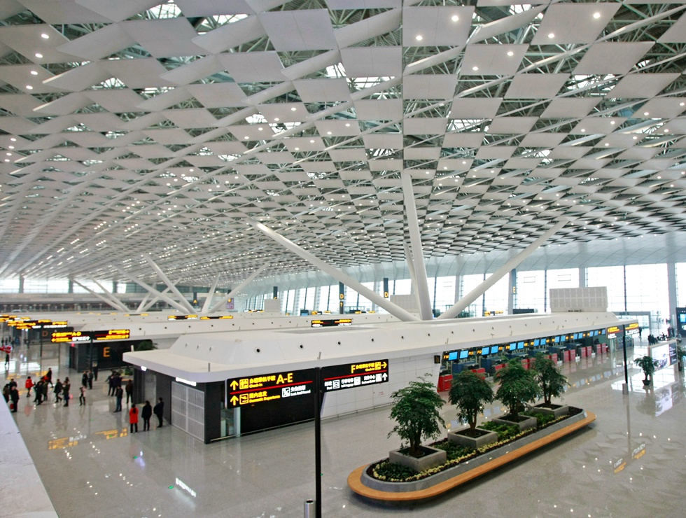 新郑国际机场。王铮摄
