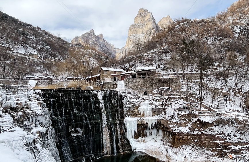 太行雪景，如詩如畫。武龍飛攝