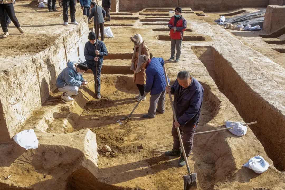 1月6日，殷墟王陵区东部考古发掘现场。麻翛然 摄