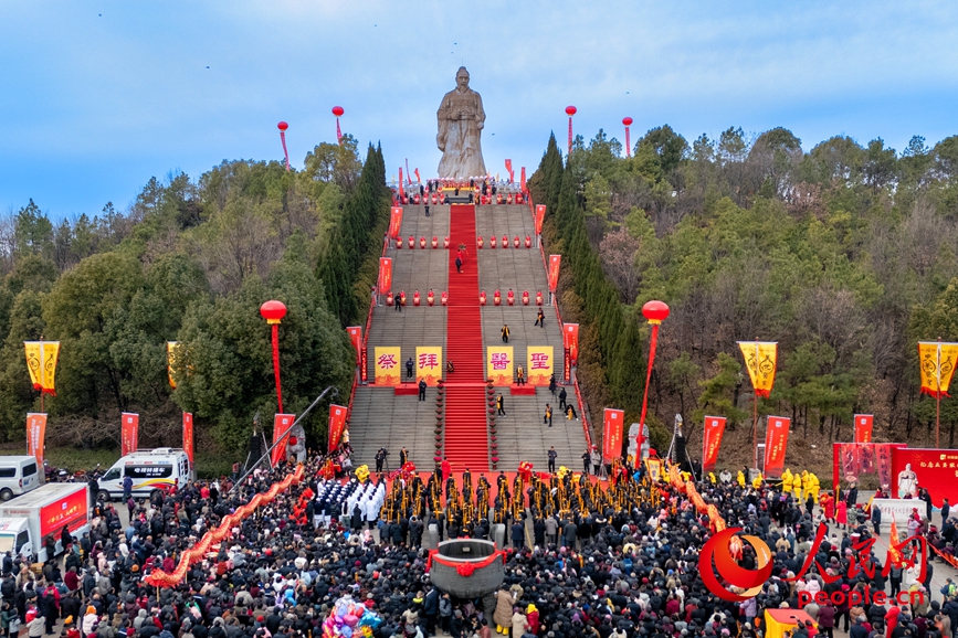 纪念张仲景活动现场。人民网 程明辉摄