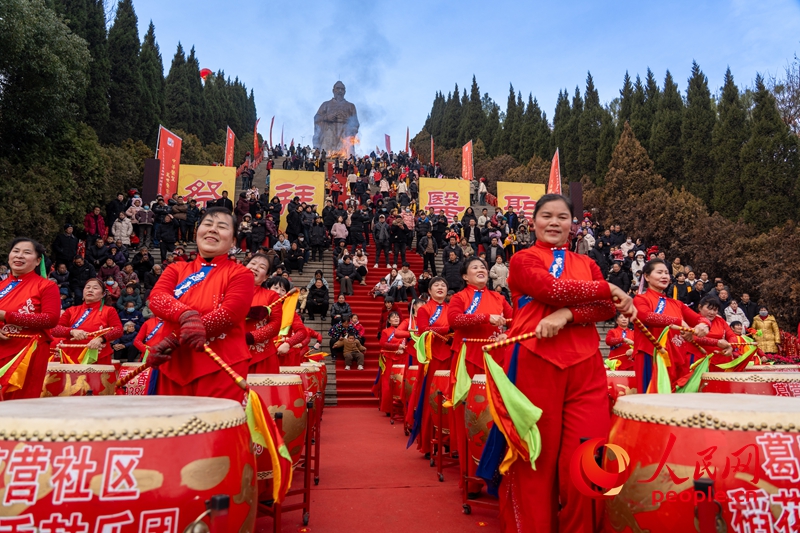 民俗表演。 人民网 程明辉摄