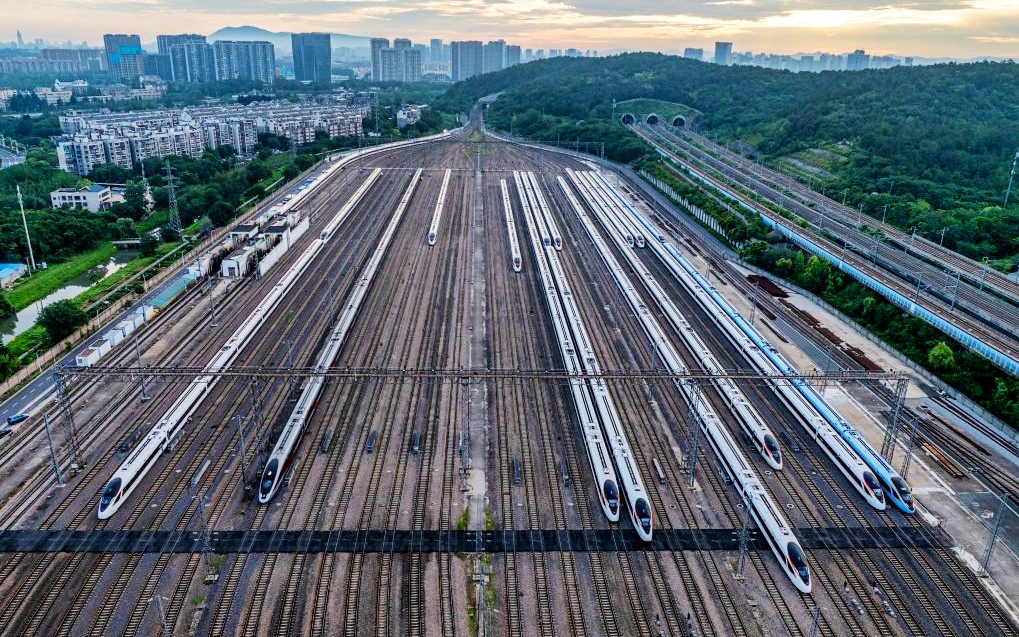 全国铁路7月1日起实行新的列车运行图