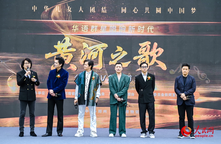 创作团队代表分享录制感受。人民网 记者慎志远摄