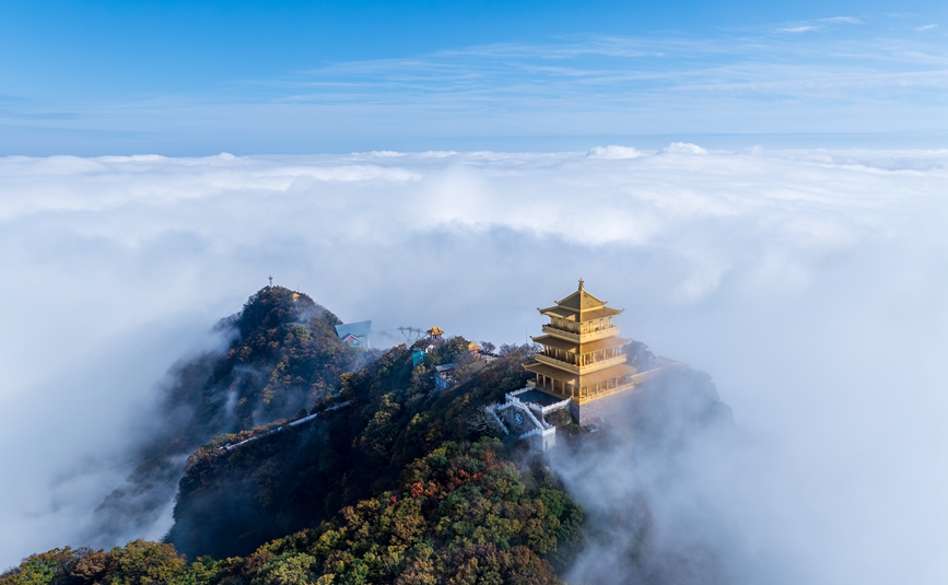 王屋山金顶云海。李之仪摄