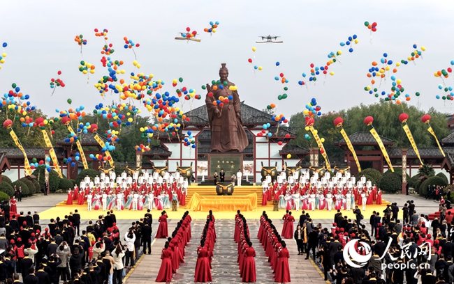 开幕式现场。人民网记者 王玉兴摄
