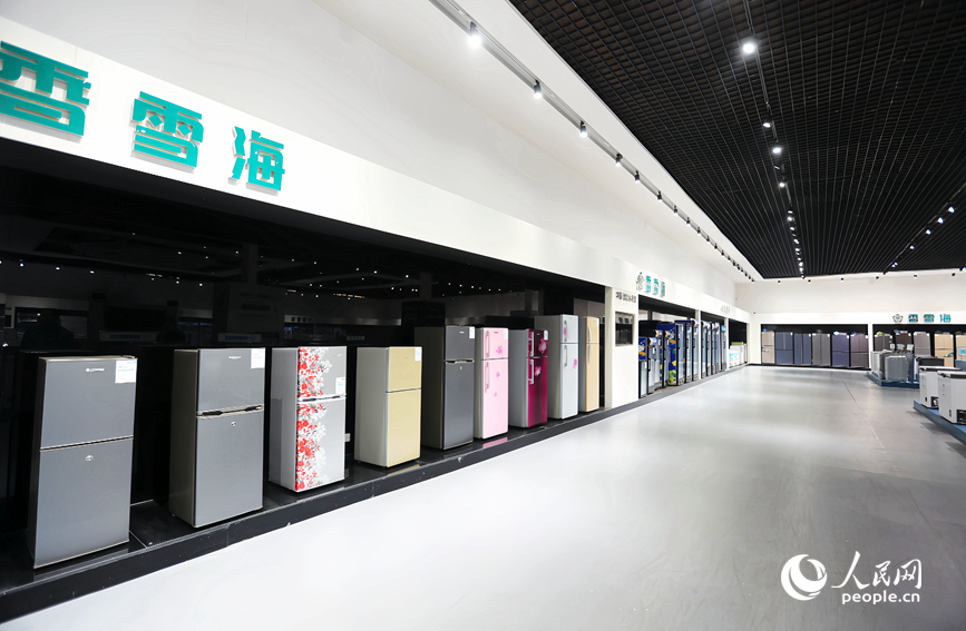 成品展示。人民网记者 霍亚平摄