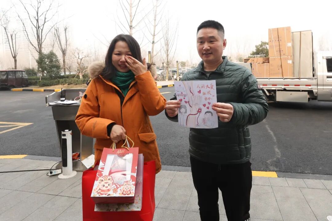 一场跨越六年的生命团聚。河南省红十字会供图