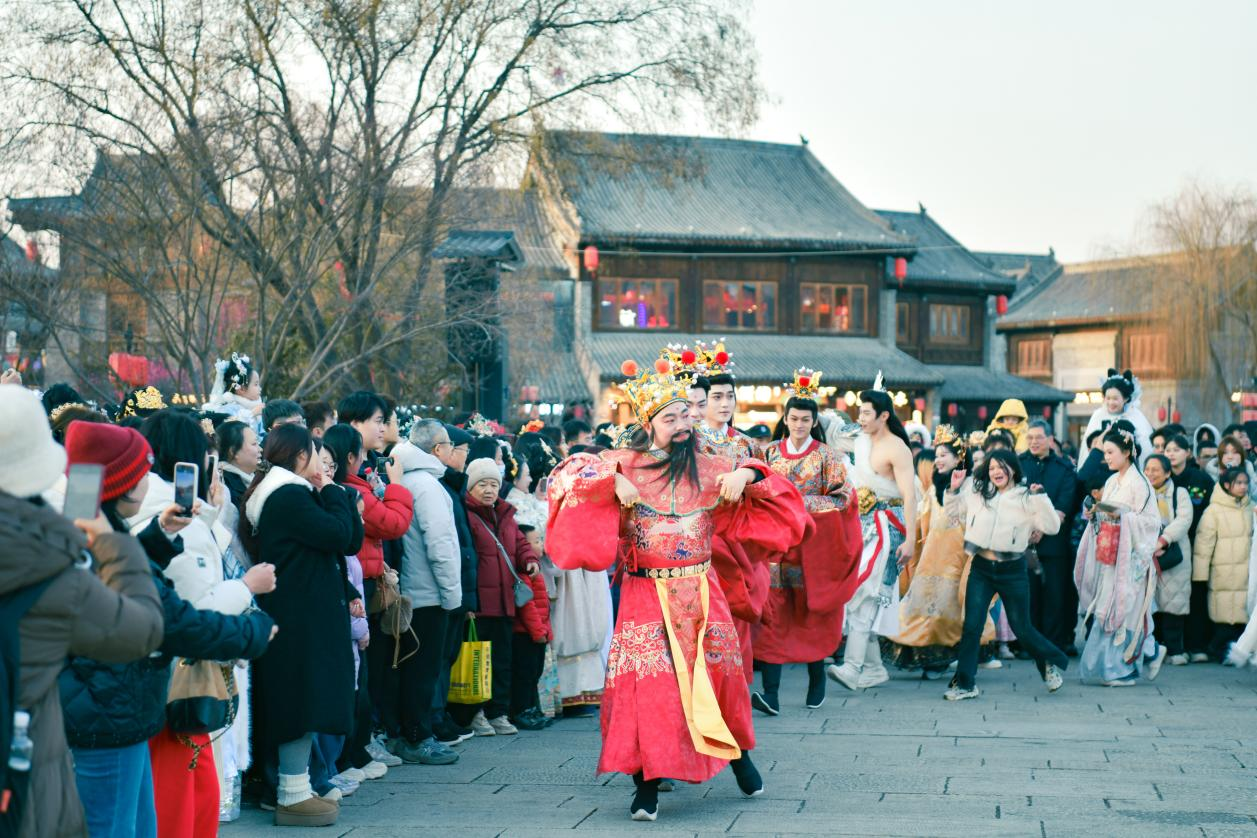 洛邑古城年味浓。老城区委宣传部供图