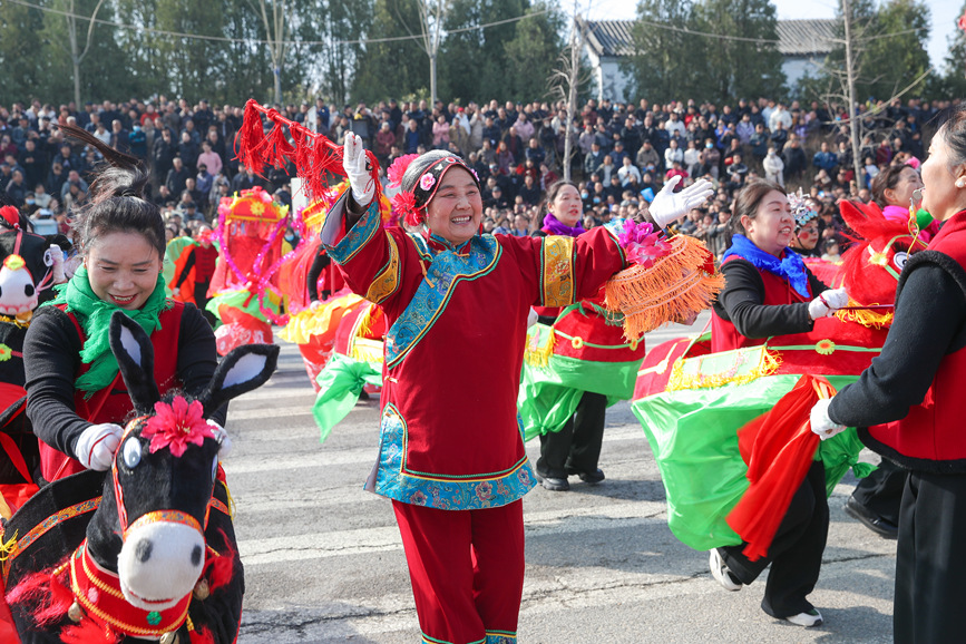 展演现场。洛宁县委宣传部供图