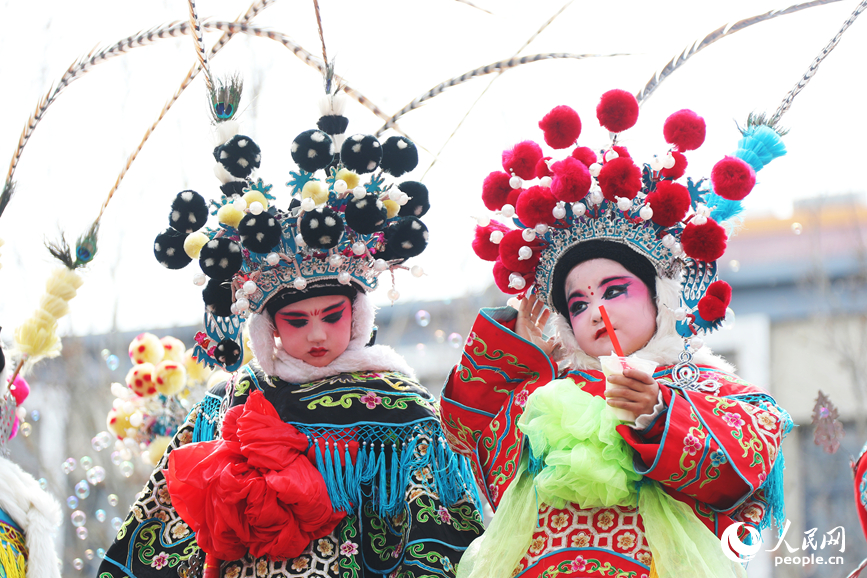 古会现场。人民网记者 霍亚平摄
