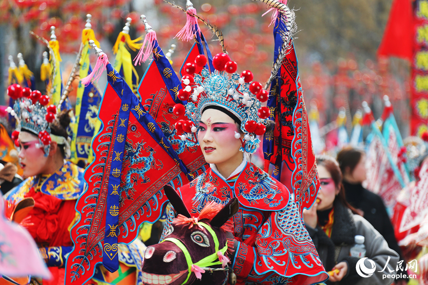 古会现场。人民网记者 霍亚平摄