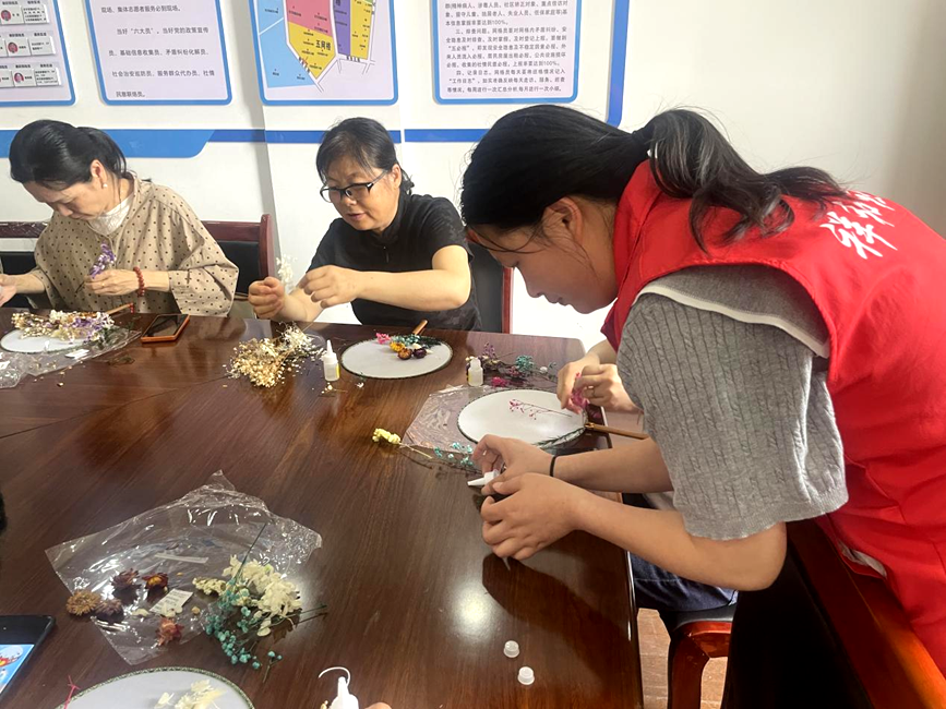 共同感受手工乐趣。